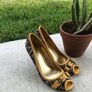 Guess Pump Open Toe Heel